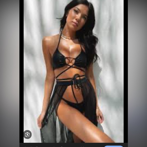 Summerhaus by beach bunny bikini top shiny black medium - Picture 1 of 11